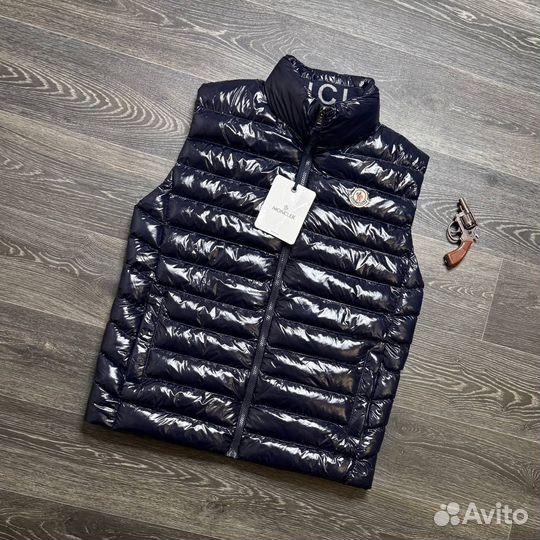 Жилетка moncler глянцевая