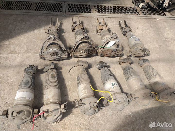 Пневмостойка Volkswagen Touareg