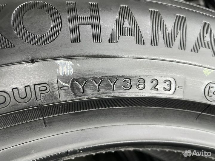 Yokohama Advan dB V552 225/55 R17 97W