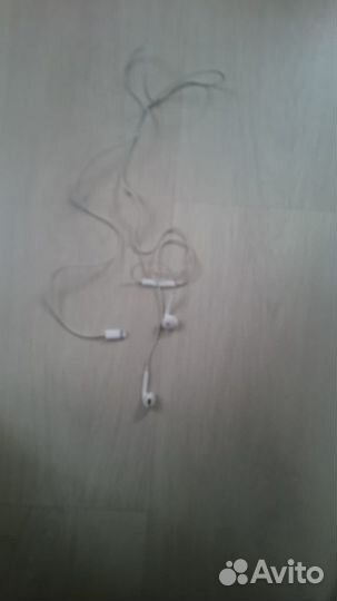 Наушники для iPhone проводные