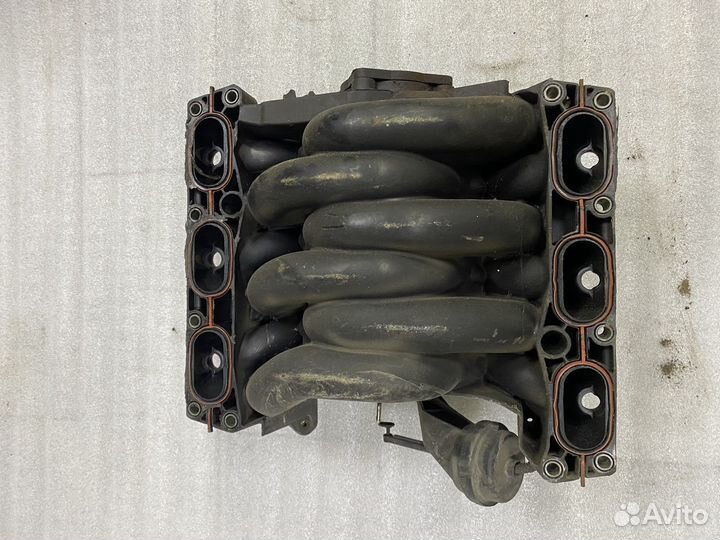 Впускной коллектор Ауди А6 С5 2.4 - 2.8 AGA