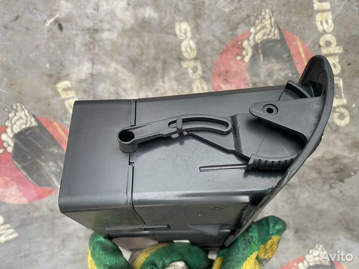 Воздуховод центральный в торпеду w163. Япония