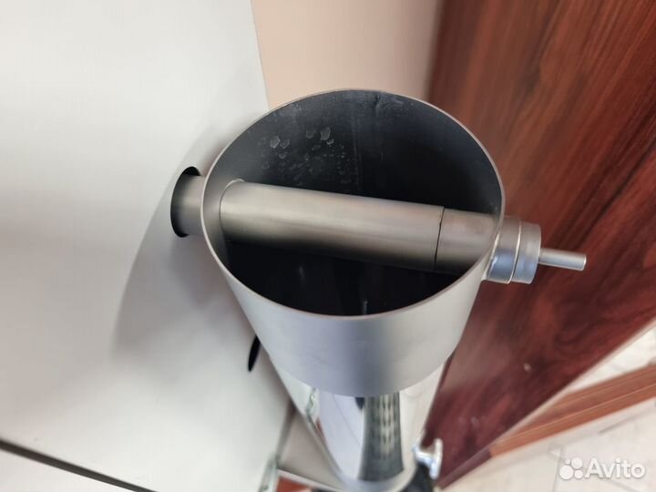 Дымогенератор 3 литра со шкафом 70 литров