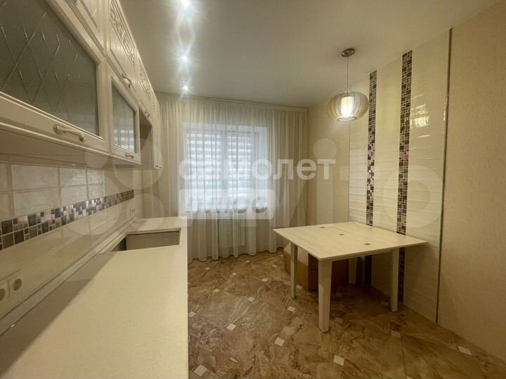 3-к. квартира, 90 м², 10/12 эт.