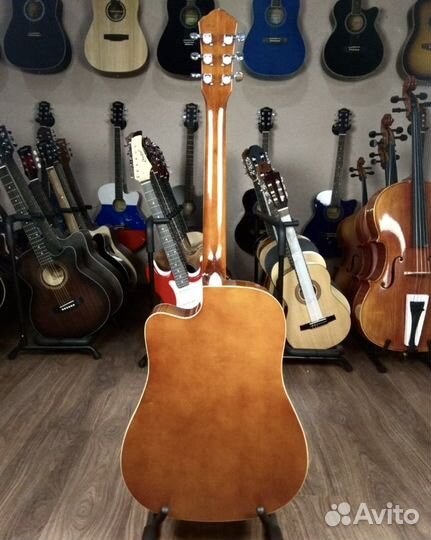 Акустическая гитара Belucci