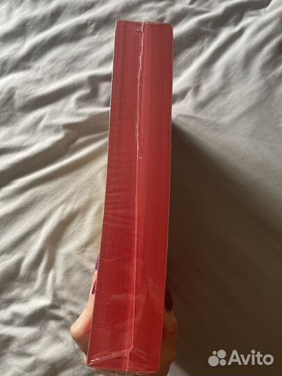 Продаю пачку красной бумаги А4 500 листов