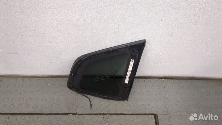 Стекло кузовное боковое левое заднее Volkswagen Taos