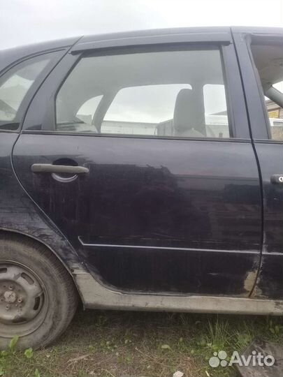 Задняя правая дверь лада калина 1