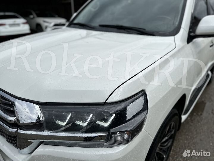 Toyota land cruiser 200 рестайлинговый комплект