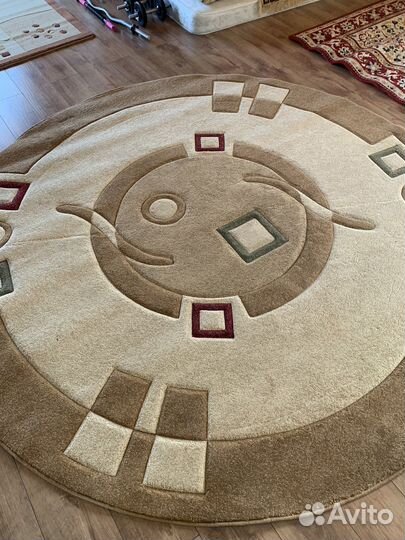 Ковер круглый шерстяной толстый