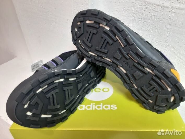 Кроссовки женские Adidas neo Futro Mixr 39,5 р