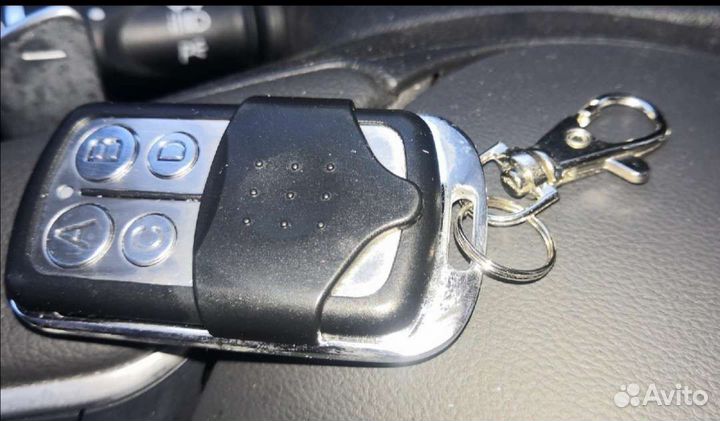 Брелок новый