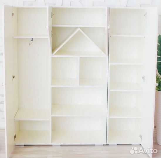 Шкаф-стеллаж Домик с пеналом