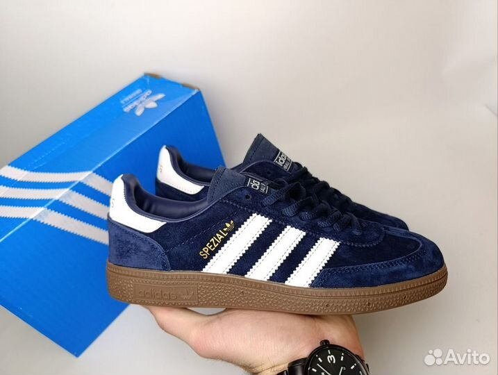 Adidas spezial