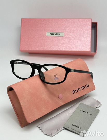 Солнцезащитные очки хамелеон miu miu