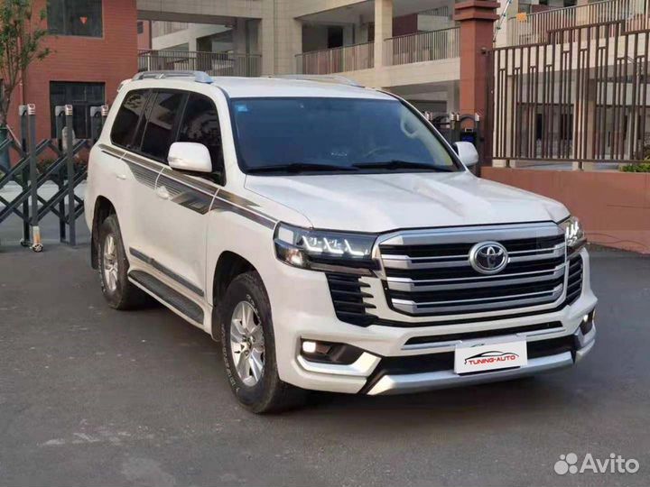 Обвес Toyota Land Cruiser 200 стиль 300 D0706