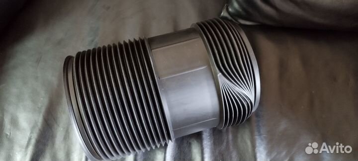 Пыльник пневмобаллона Audi Q7 4m задний 2015+