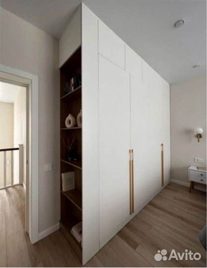 Шкаф на заказ для студии