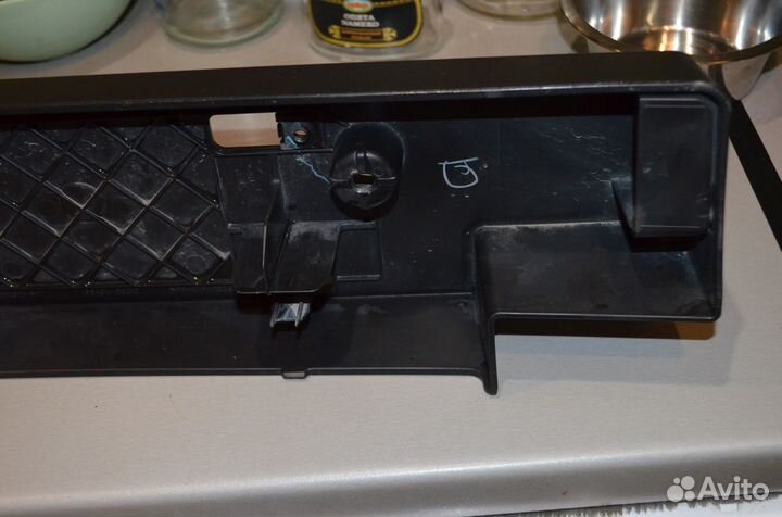 Площадка под номер Toyota Land Cruiser 200