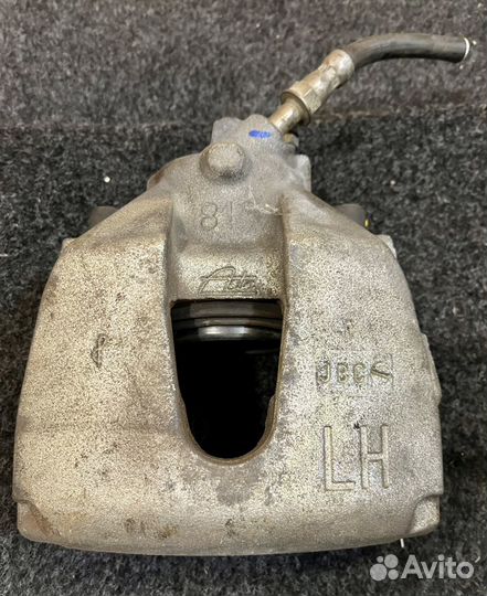 Суппорт передний левый ford focus 2