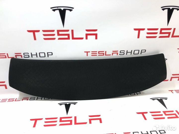 Накладка для динамиков крышки багажника Tesla