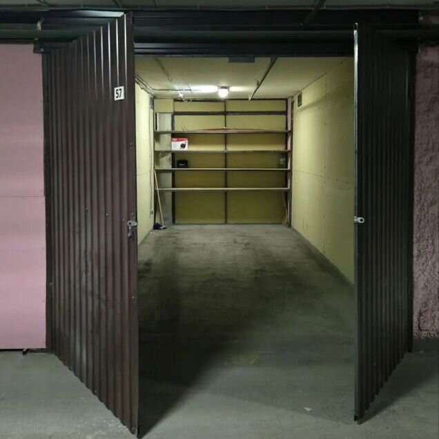 Машиноместо, 20 м²