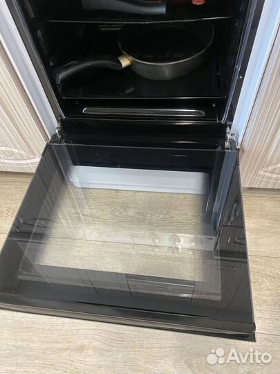 Электрическая плита бу Cezaris(1,5года)