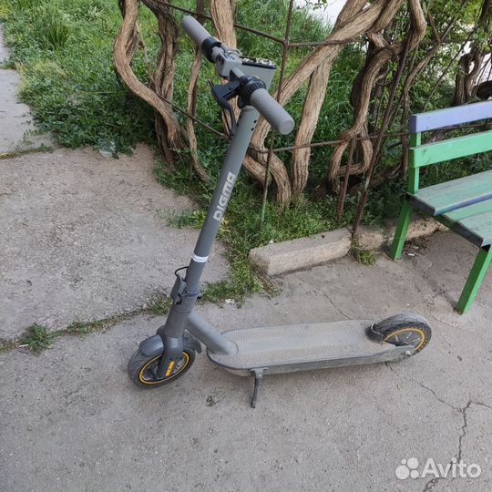 Самокат взрослый электрический