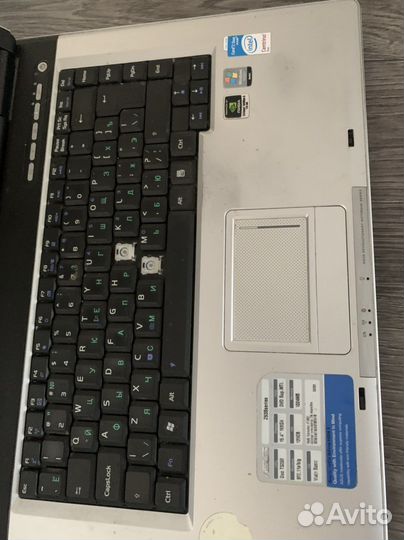 Ноутбук asus