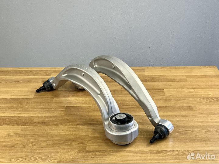 Комплект рычагов передней подвески Аudi A4, A5, Q5