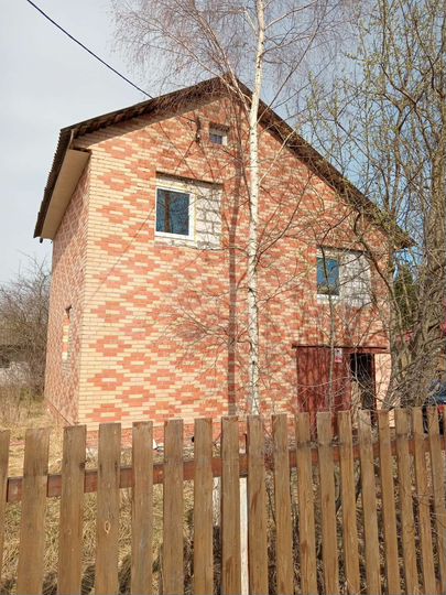 Дача 100 м² на участке 6 сот.