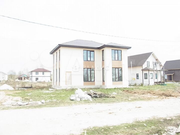 Дом 134,8 м² на участке 12,7 сот.