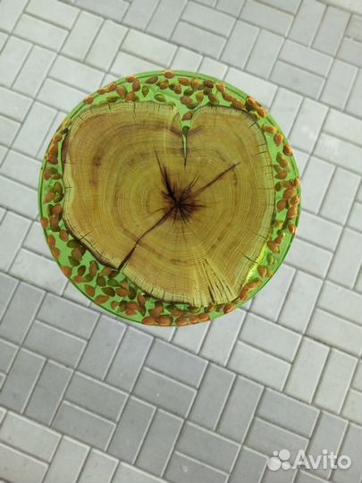 Журнальный столик из эпоксидной смолы