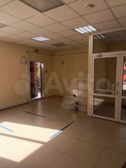 Торговая площадь, 79.7 м²