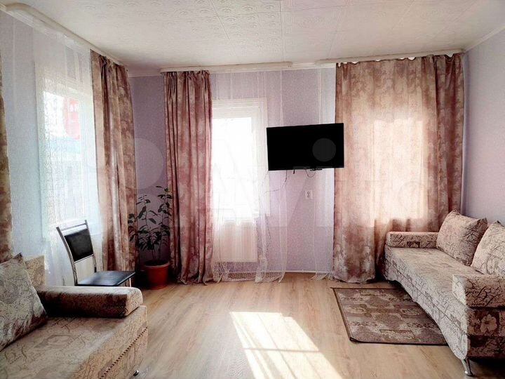 Дом 65 м² на участке 3 сот.