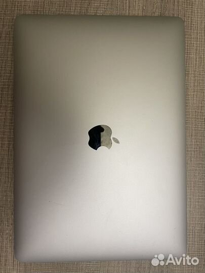 Apple MacBook air 13 2020