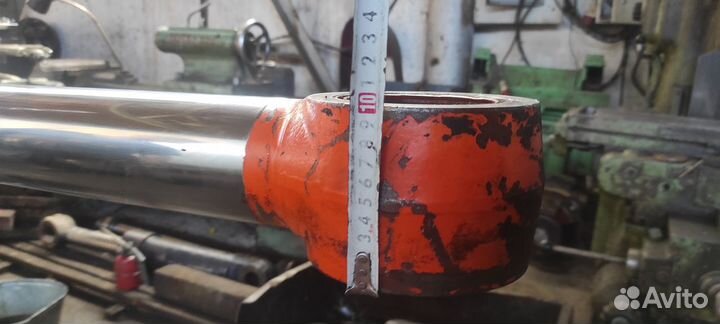 Гидроцилиндр экскаватора hitachi