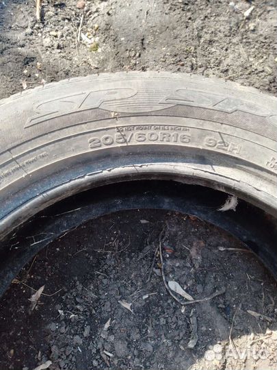 Dunlop SP Sport 300 205/60 R16