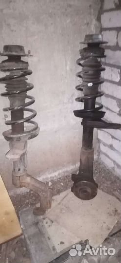 Стойки передние