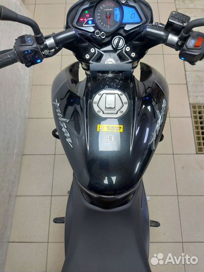 Bajaj pulsar NS 200