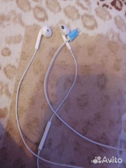 Наушники earpods