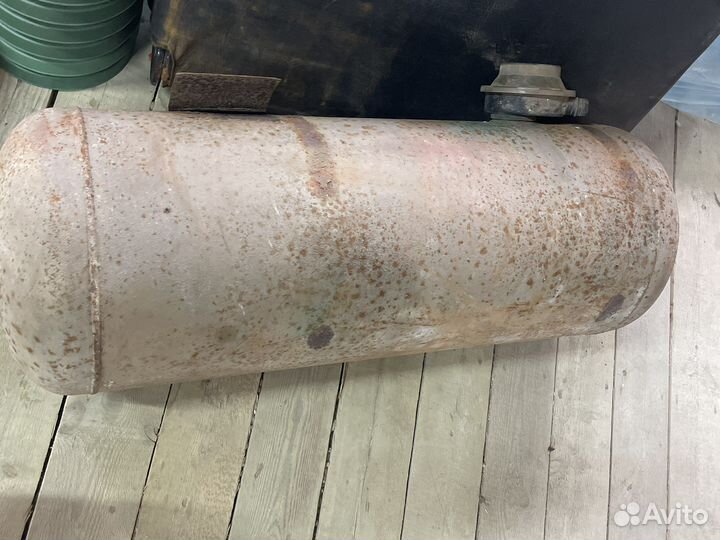 Газовый балон на газель