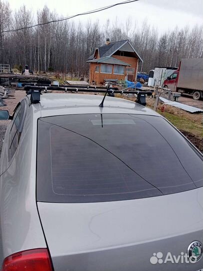 Багажник на крышу thule