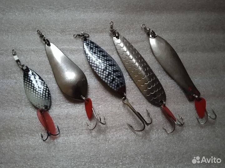 Блёсны, воблеры, поплавки