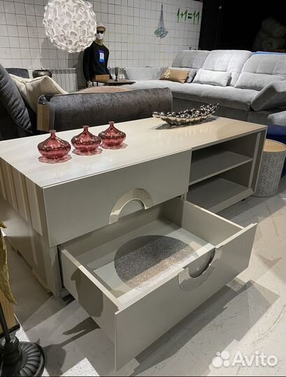 Тумба дизайнерская в наличии