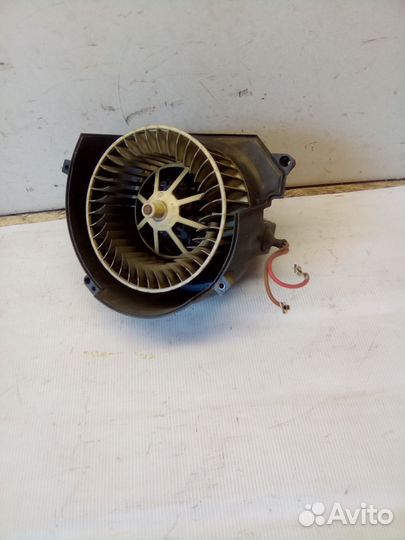 Вентилятор отопителя Opel Omega