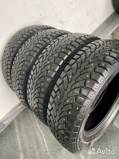 Pirelli Formula Ice 205/65 R16