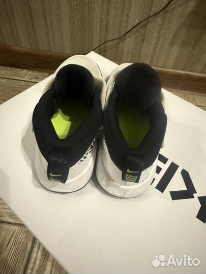 Кроссовки nike детские 31