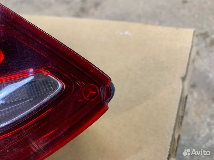 Фонарь задний левый Mercedes W205