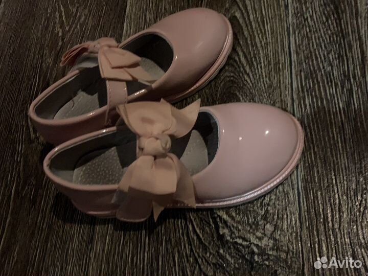 Туфли для девочки 30